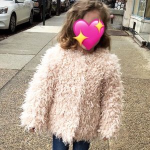 Light pink Teddi coat - size 3/4T 💖